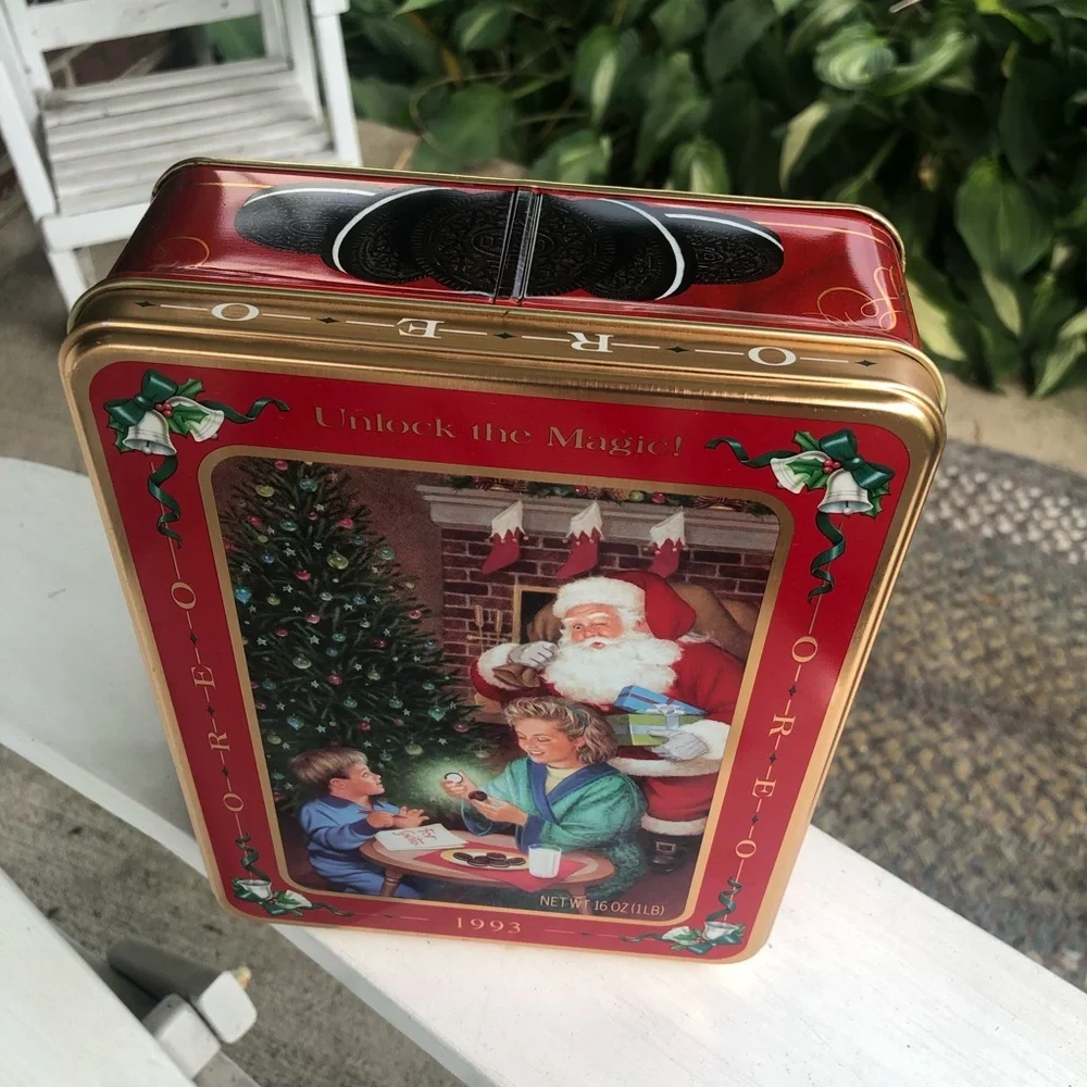Vintage 1993 Oreo Cookie Christmas Tin